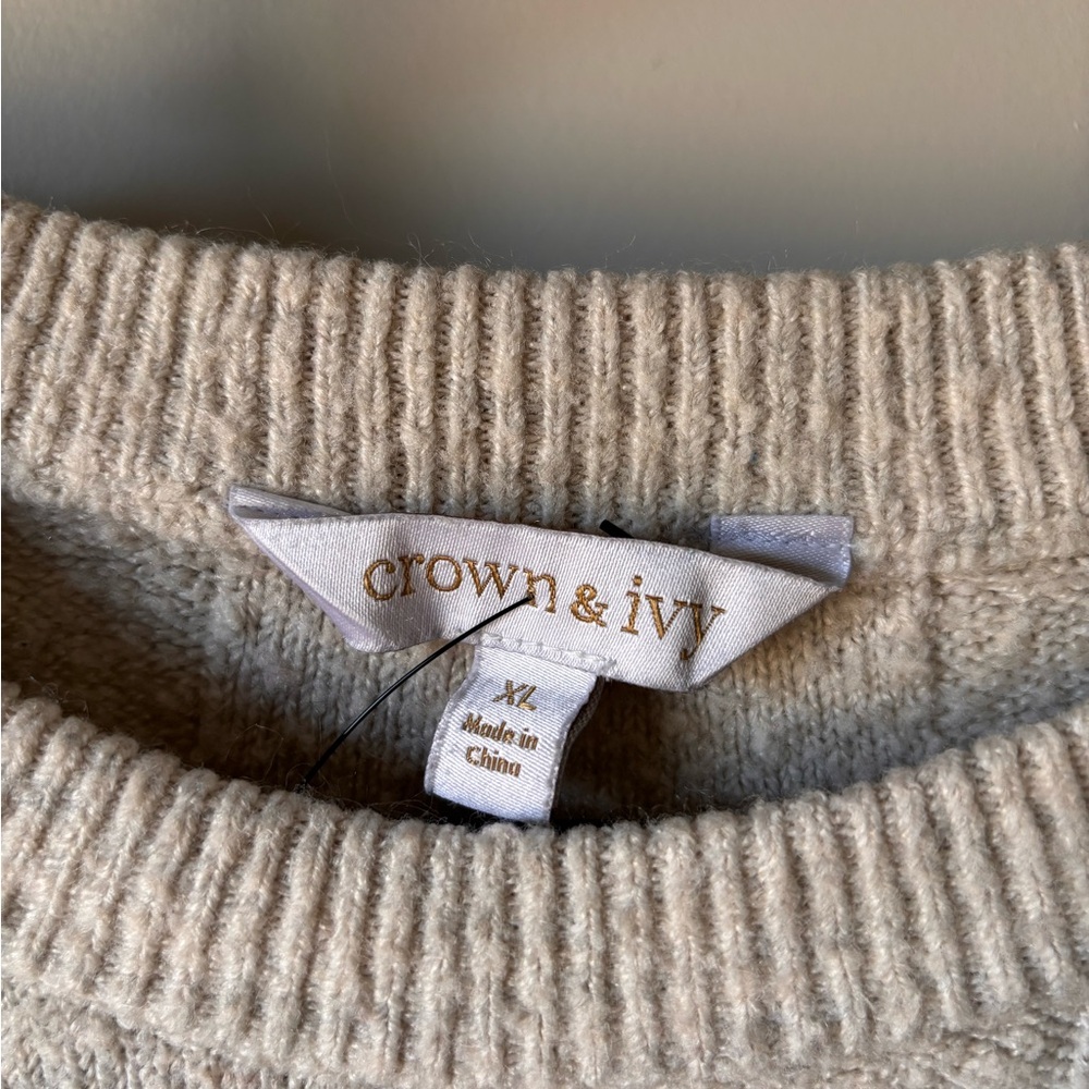 crown & ivy Cream Cable-Knit Crewneck Sweater - Picture 3 of 4